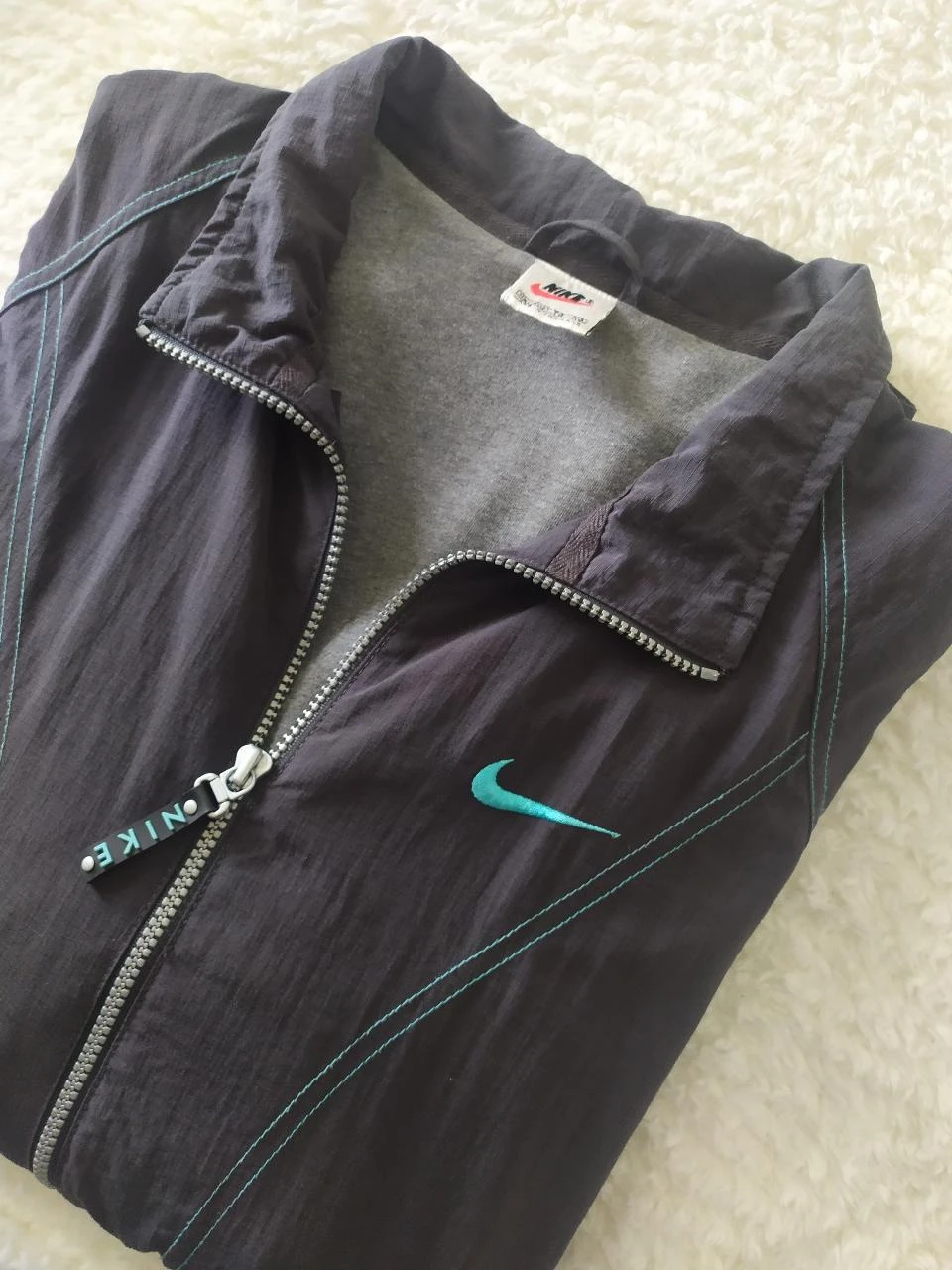 Vintage Y2K Nike GG Escuro Cinza Nylon Jaqueta Cortavento Original – photo 19